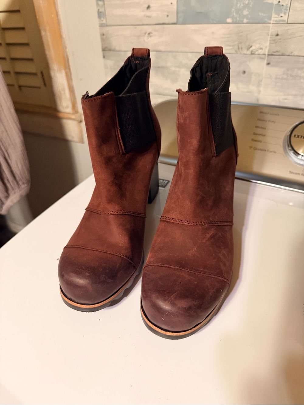 Sorel Addington Chelsea Waterproof Leather Ankle Boots Brown Women’s Size 9